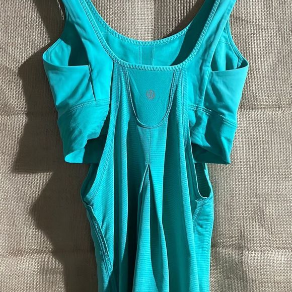 Lululemon Run Times Tank Size 4 - Picture 4 of 6
